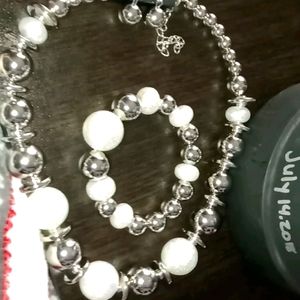Necklace bracelet earring set